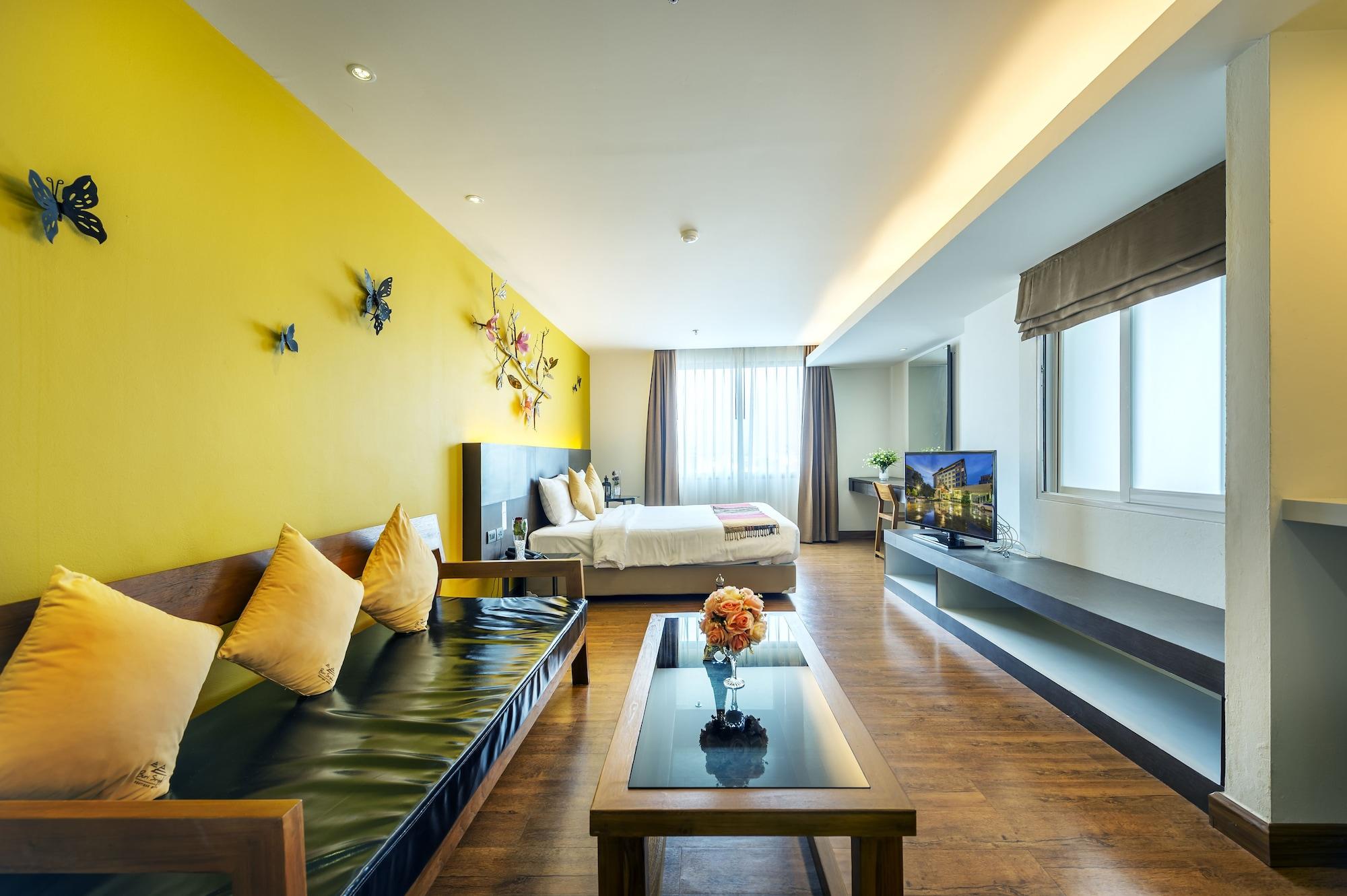 Buri Sriphu Hotel Хат'яй Екстер'єр фото