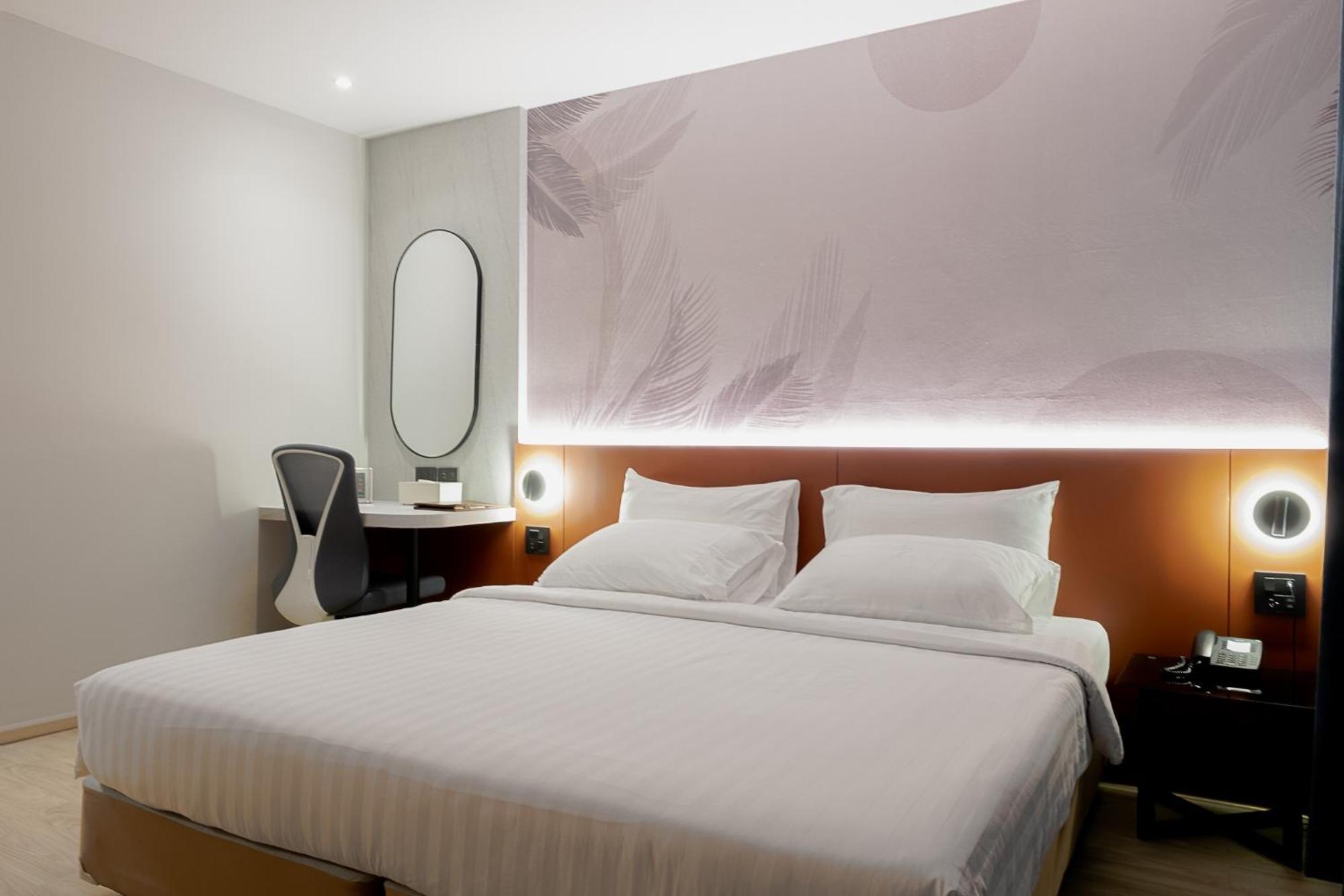 Buri Sriphu Hotel Хат'яй Екстер'єр фото