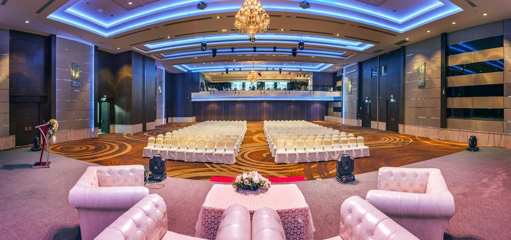 Buri Sriphu Hotel Хат'яй Екстер'єр фото