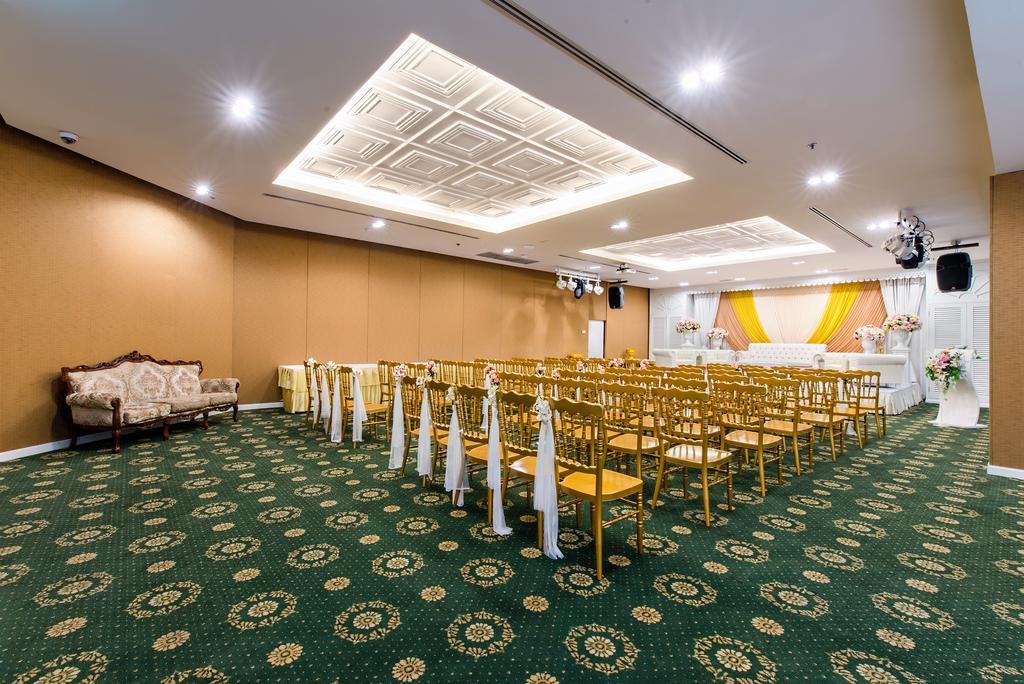 Buri Sriphu Hotel Хат'яй Екстер'єр фото